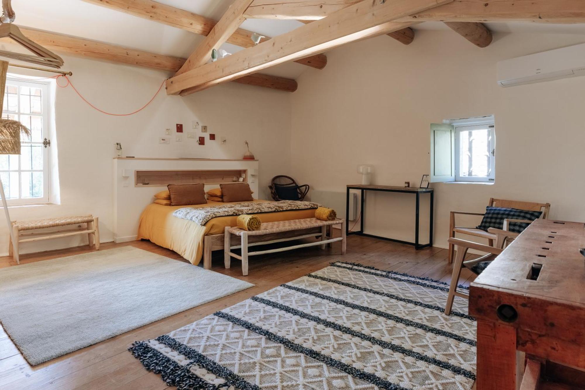 Maison 1643 Laudun Bagian luar foto